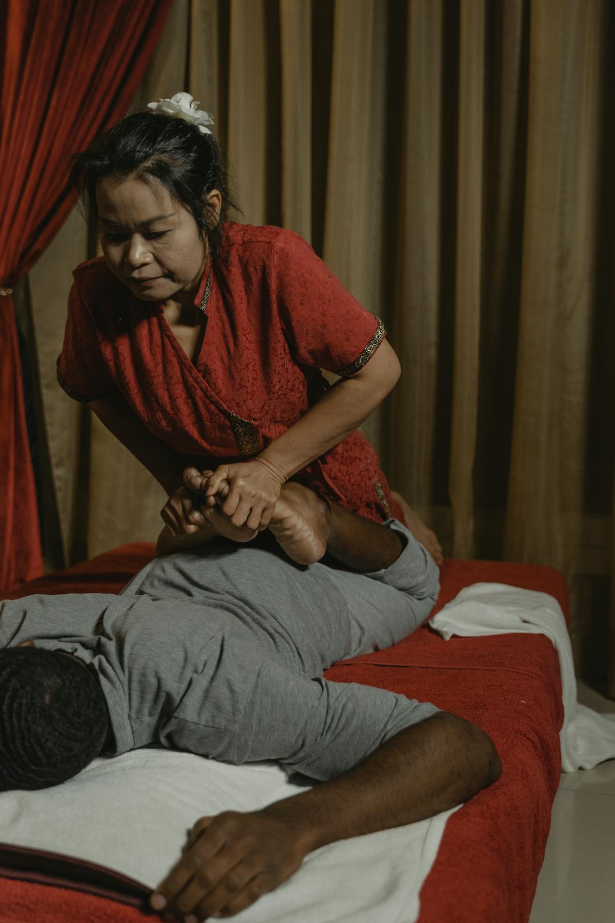 Thai masajı uygulaması - Le Çınar Spa & Masaj